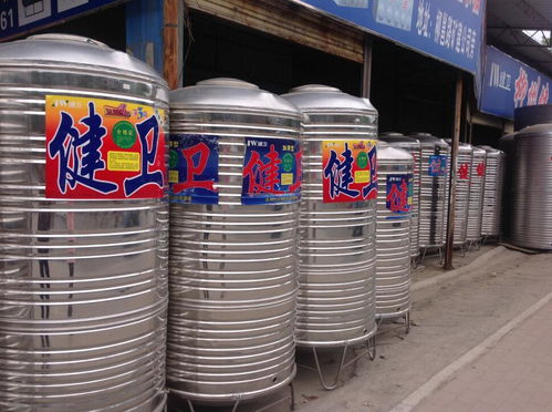 保溫不銹鋼水箱報價與廠家選擇，不銹鋼水箱拉絲工藝解析